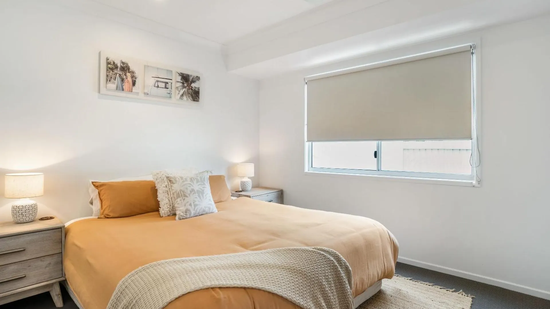 Coastal Chic Poolside Villa- Pet Friendly Mooloolaba Holiday home
